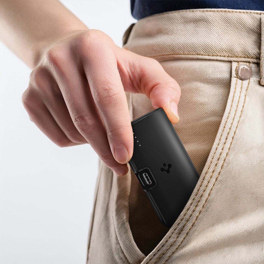 Εξωτερική Μπαταρία Spigen, 5000mAh, 22.5W, PD, 1 x USB-C, Μαύρη