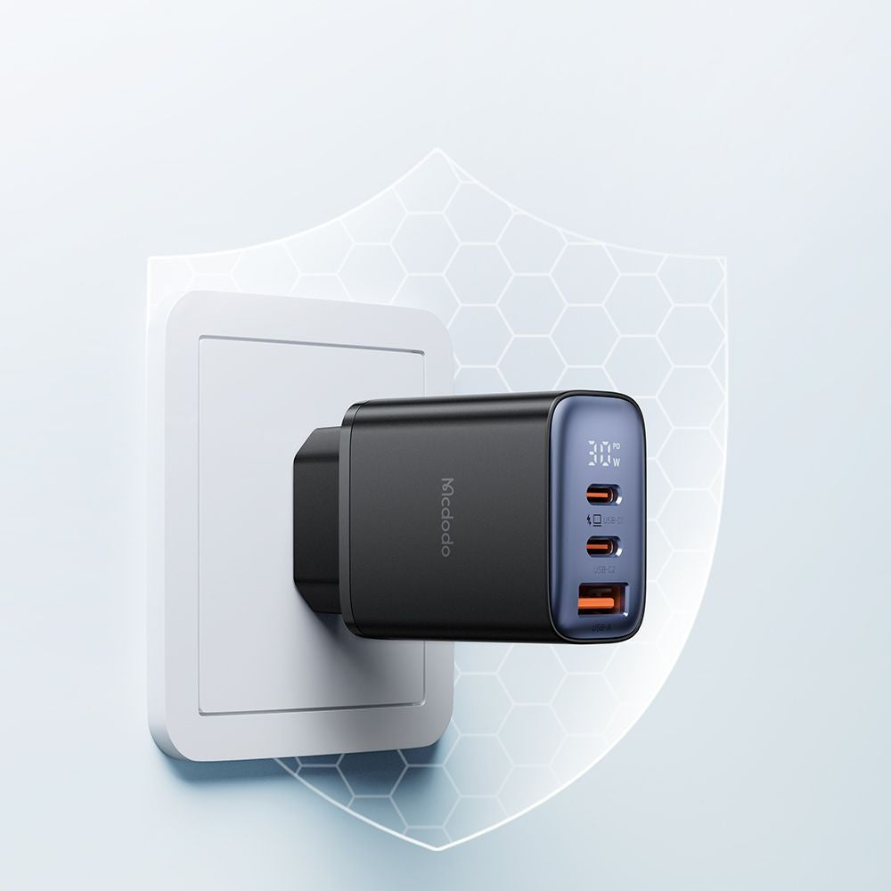 Φορτιστής Δικτύου McDodo CH-2180 Display, 30W, 3A, 1 x USB-A - 2 x USB-C, Μαύρο