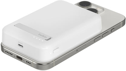 Ασύρματη Εξωτερική Μπαταρία Belkin BoostCharge Pro με Βάση Στήριξης, 10000mAh, 15W, FQI, 1 x QI - 1 x USB-C, Λευκό BPD008btWH