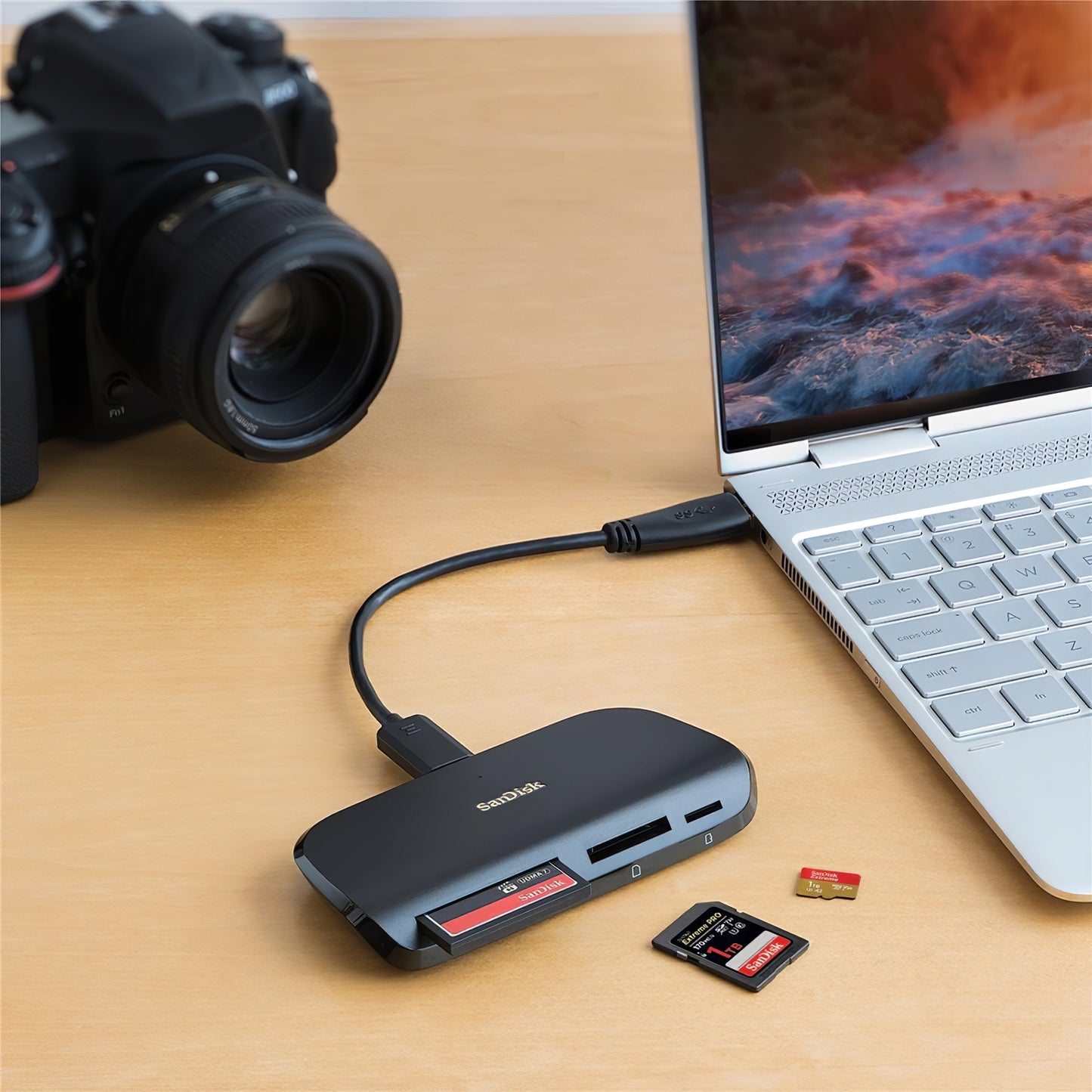 Αναγνώστης καρτών SanDisk Image Mate Pro USB-C, CF - SD - microSD, μαύρο SDDR-A631-GNGNN