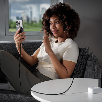 Φορτιστής Δικτύου Wireless ESR HaloLock, 15W, 1.67A, Μαύρο