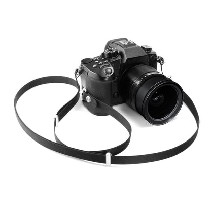 Spigen DA30L Phone Lanyard, Black AFA10614